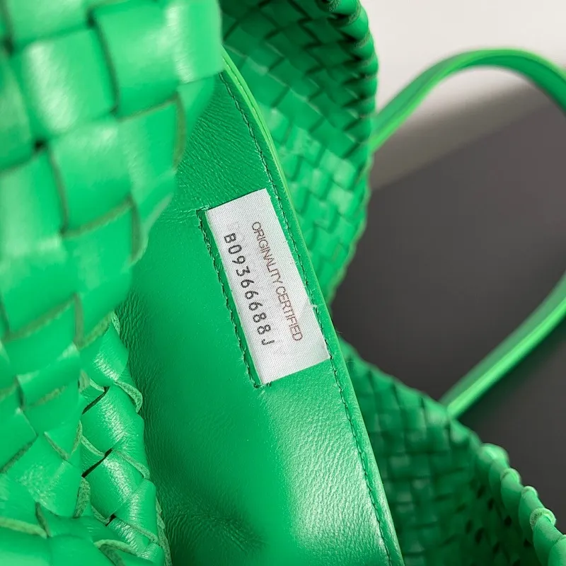 All categories 💚 Authentic bags 💚 BV 2025 new BV handbags
